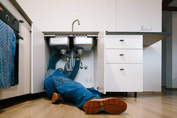 Professional Leak Detection technician working in Laura, OH